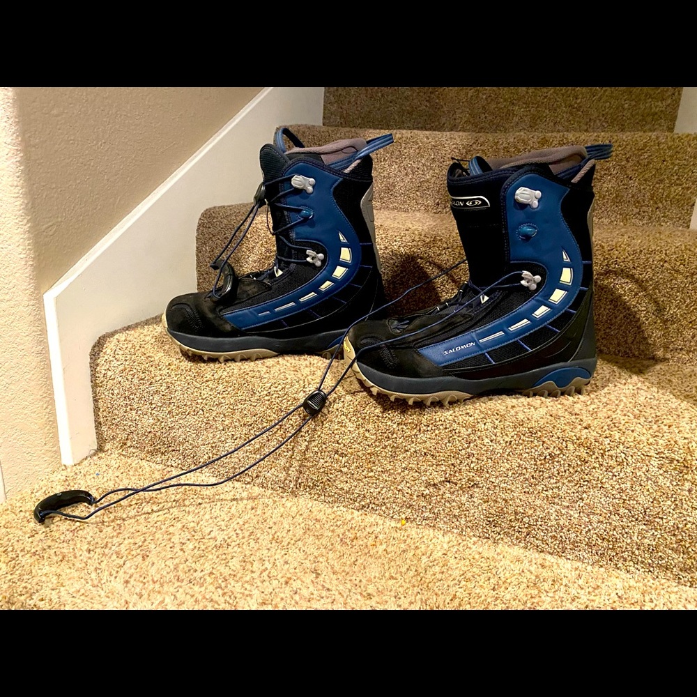 Salomon Men's Blue and Black Snowboard Boots